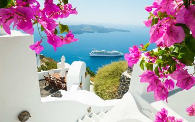 Discover Santorini’s Beauty this April